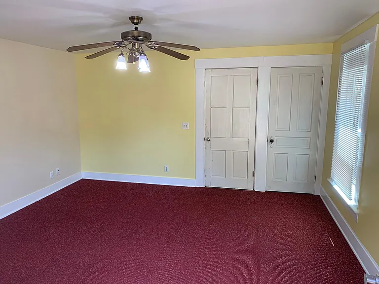 2415 Vine St #2 — Photo 11