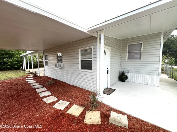 2751 Park Ln NE, Palm Bay, FL 32905