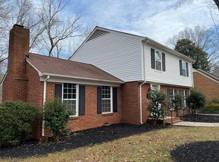 6430 Farmingdale Dr, Charlotte, NC 28212