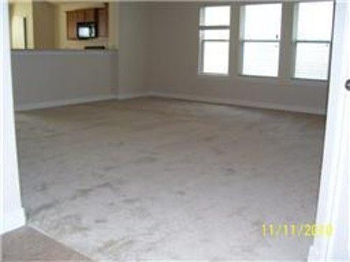3rd image of 19619 Summerlin Dr