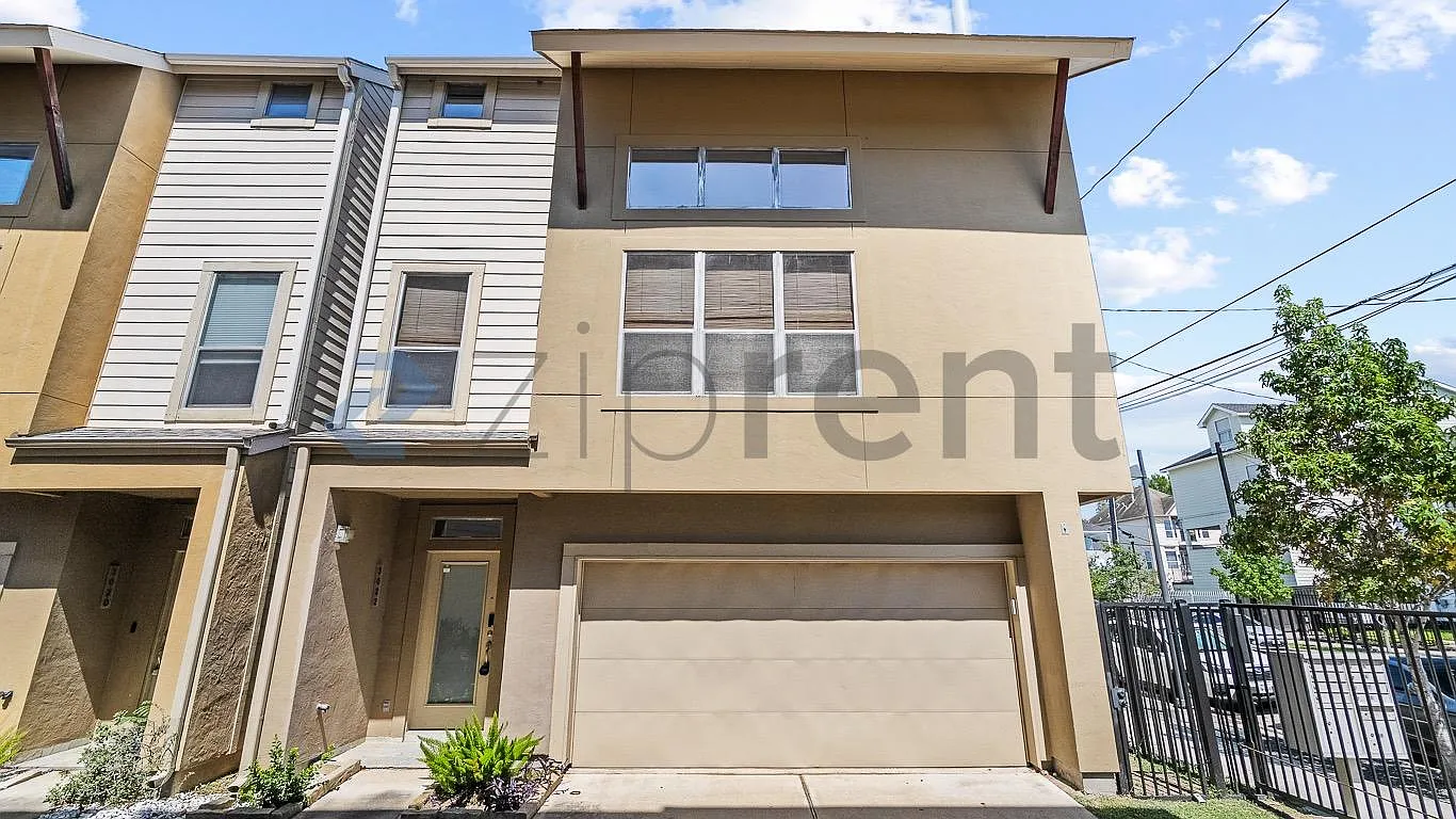2 bed, 2067 sqft, $2,600 — Photo 2