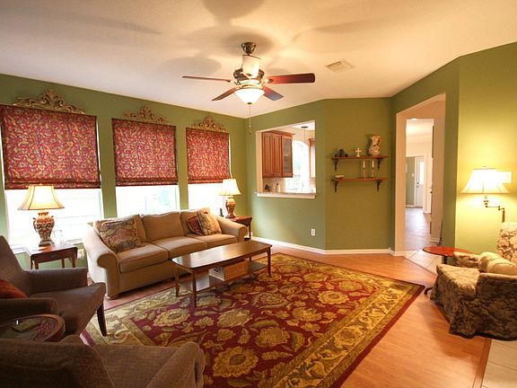 Spacious Living area