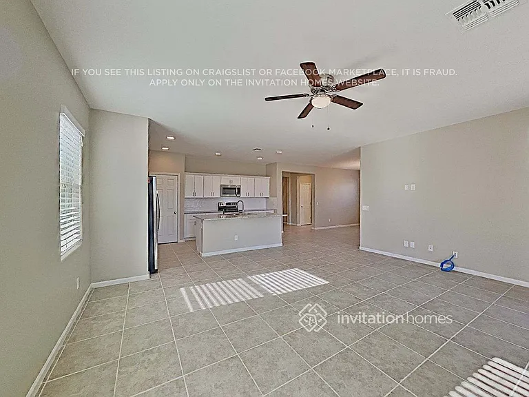 993 S 200th Ln — Photo 5