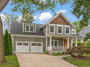 900 E Indiana St, Wheaton, IL 60187