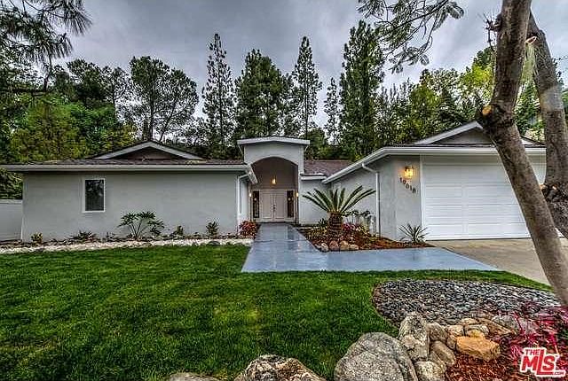 1st image of 19618 Weeburn Ln