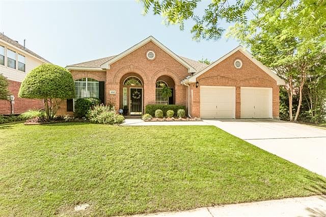 1st image of 4717 Bellflower Way