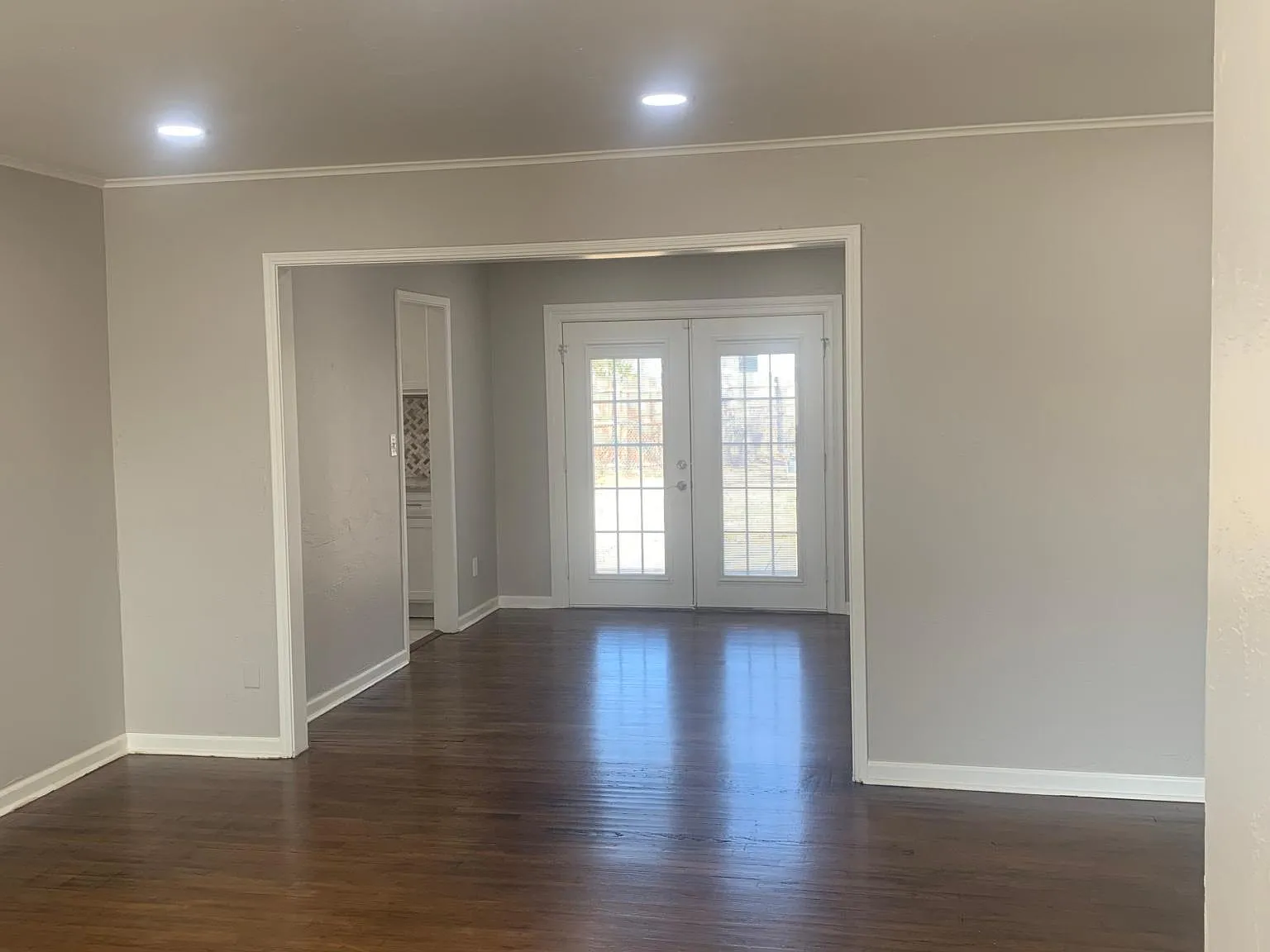 2 bed, 1100 sqft, $1,350 — Photo 3
