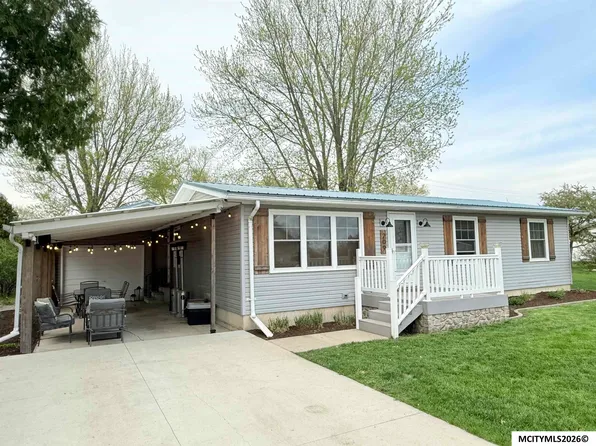 209 Park St, Osage, IA 50461