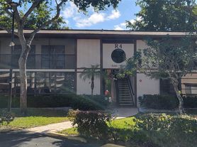 9379 S Belfort Cir, Fort Lauderdale, FL