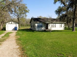 126 Walnut Dr, Richwood, TX 77531