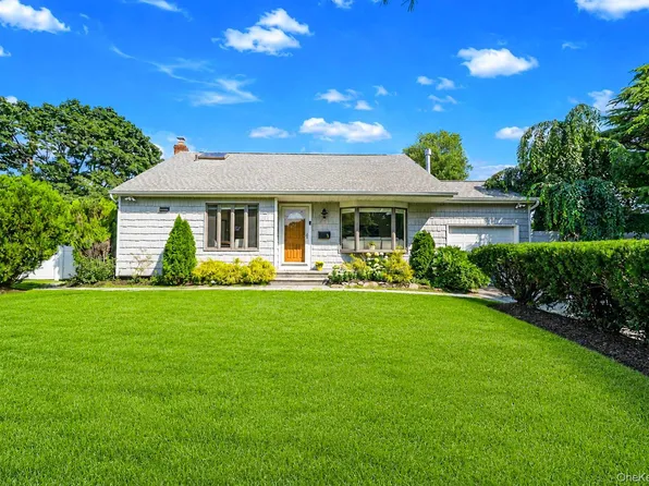 1 Rutgers Street, Smithtown, NY 11787