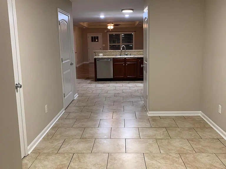 7103 Brady Way #7103 — Photo 3