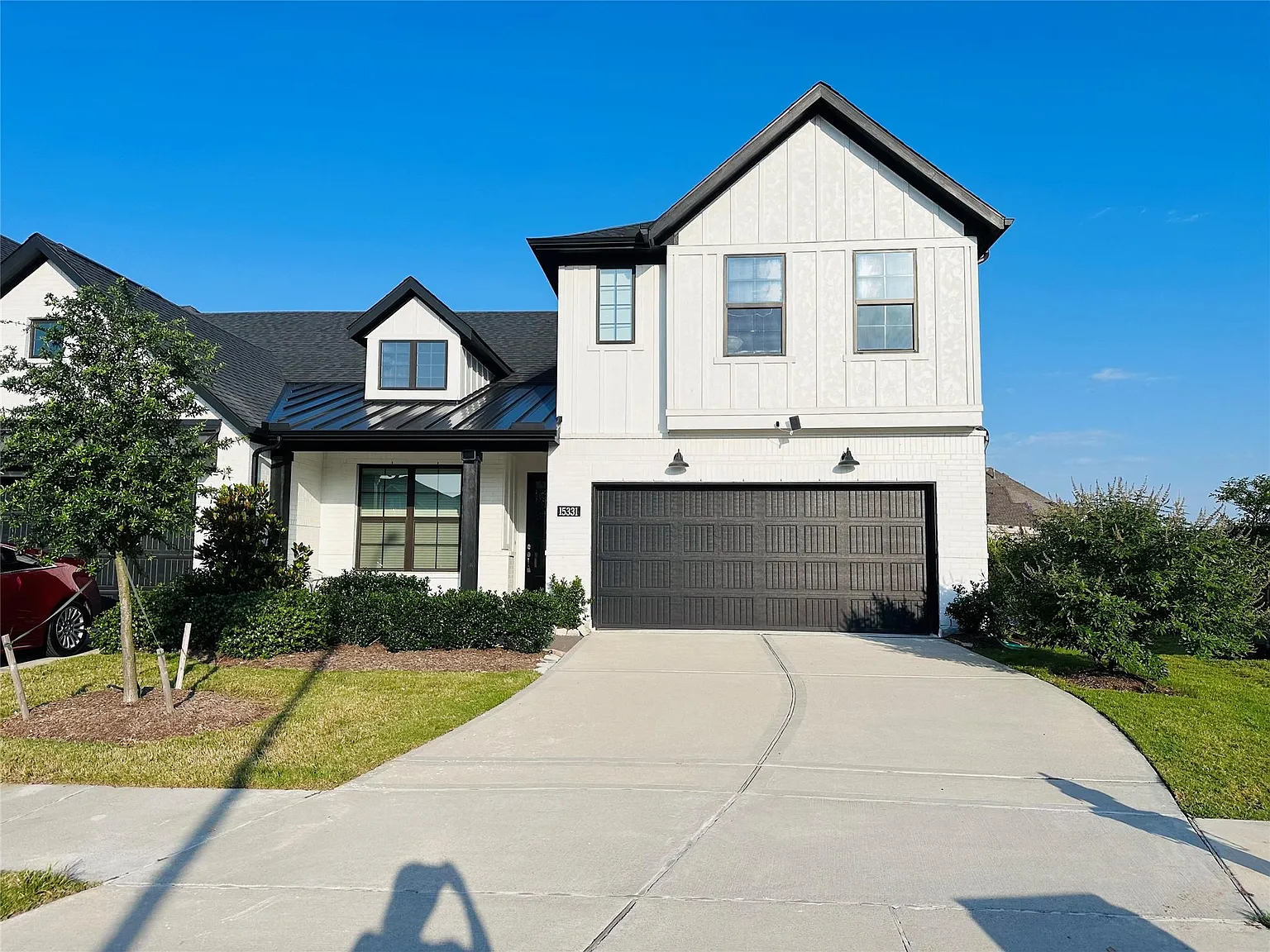 3 bed, 2.5 bath, 2110 sqft, $2,790 — Photo 1