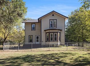 21932 Waubascon Rd, Battle Creek, MI 49017