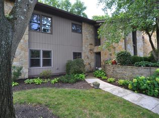 3137 Griggsview Ct, Columbus, OH 43221