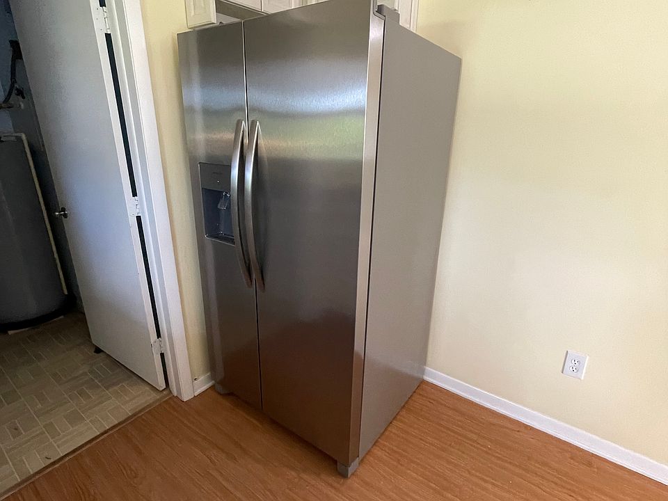 1st image of 11311 Poplin Ave APT B