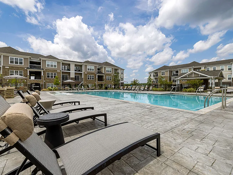 River Oaks Landing — Photo 17