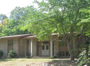 160 Scituate Ave, Cranston, RI 02921