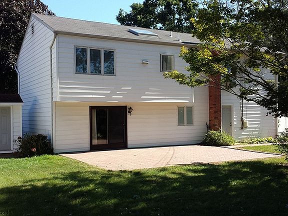 2nd image of 53 Cleremont Ave