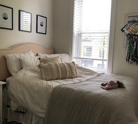 4th image of 1844 N Lincoln Ave #627