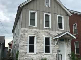 2034 Jackson St, Dubuque, IA 52001