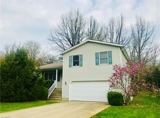 250 Ridge Top Cir, Doylestown, OH 44230