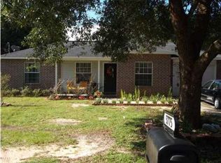 5775 Kabel Dr, Milton, FL 32570
