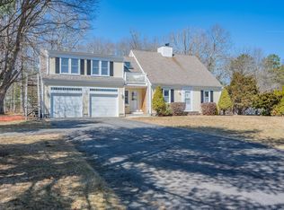47 Redberry Ln, Marstons Mills, MA 02648