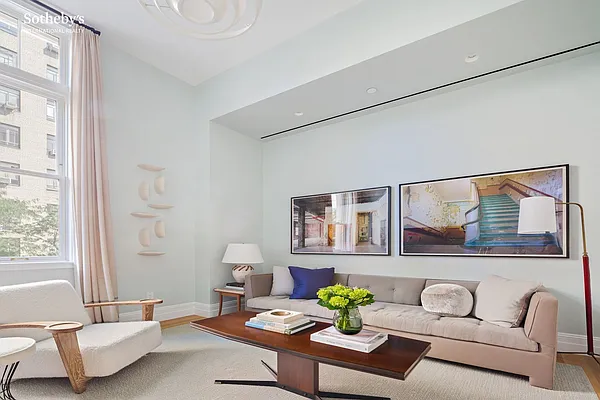 Sold by Sotheby's International Realty | media 8