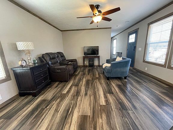 3rd image of 4937 Stuart Rd Trailer 329