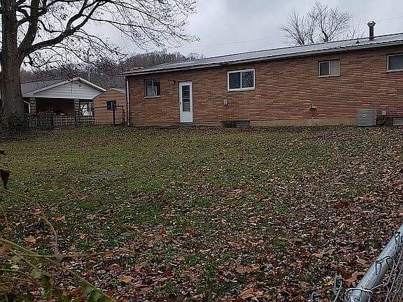 2nd image of 2407 Hanvey St