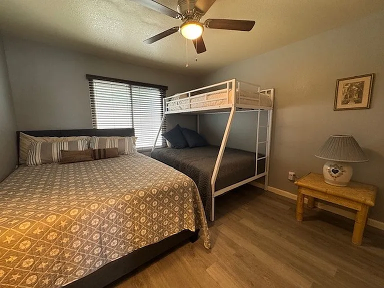 1800 Clubhouse Dr #28 — Photo 23