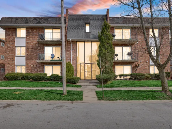 661 Chappel Ave APT 1B, Calumet City, IL 60409