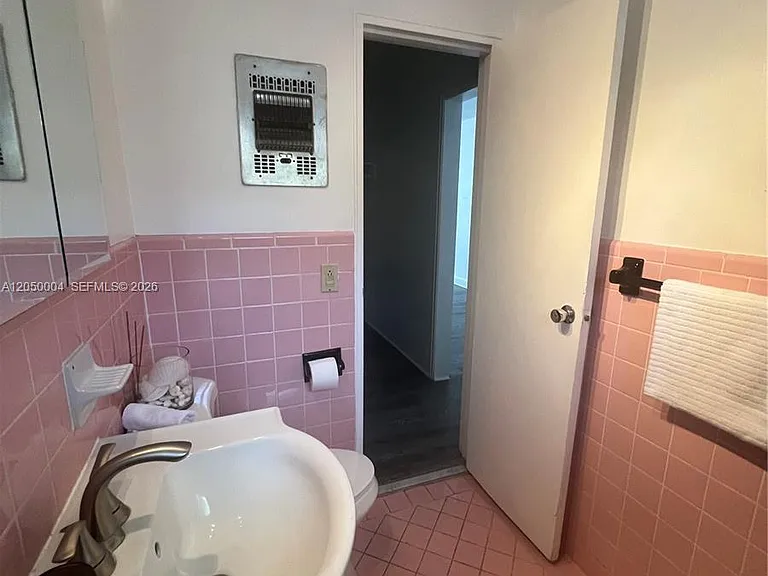 7720 Harding Ave #9 — Photo 26