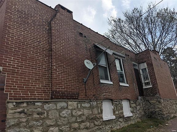 2nd image of 3344 Michigan Ave