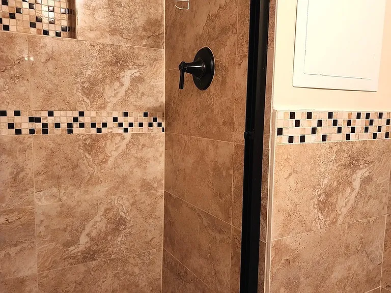 209 N Stevenson Ln — Photo 17