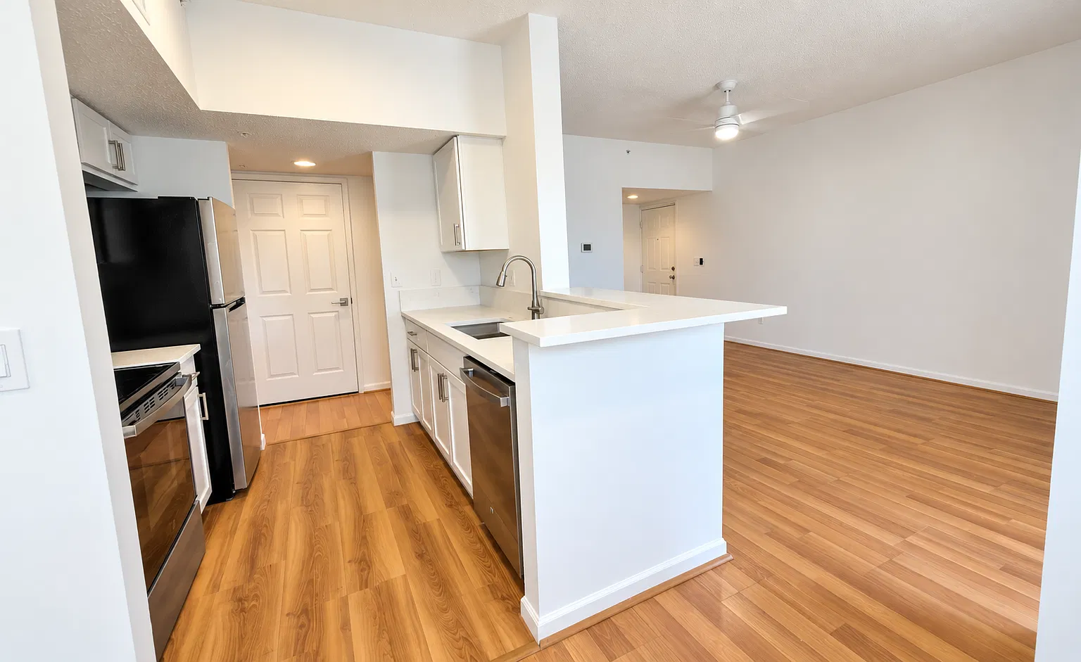 1840 Florida Club Cir — Photo 3