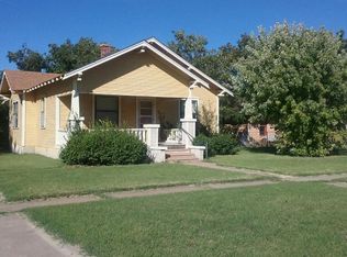 813 W Davis St, Memphis, TX 79245