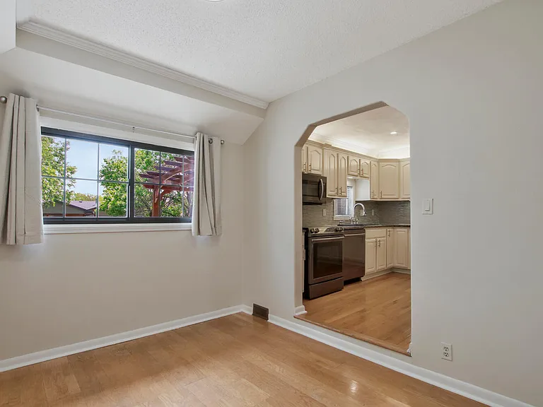 4036 N Edgemoor Dr — Photo 44