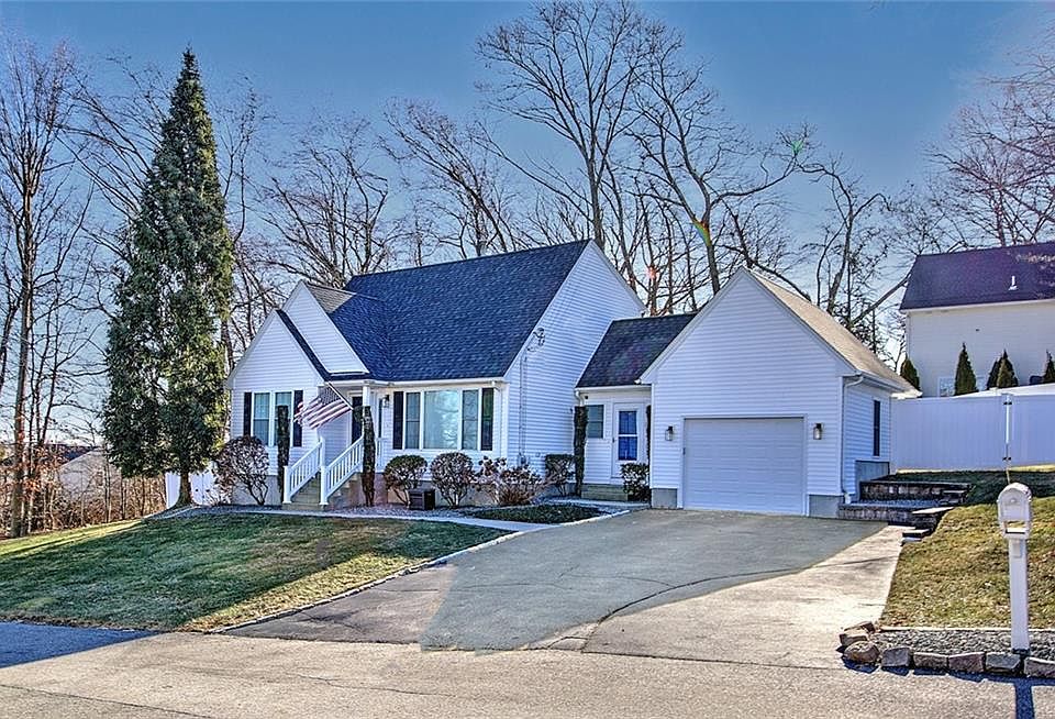 1st image of 24 Union Ave