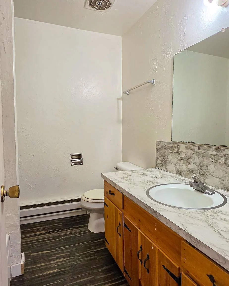 310 Moonlite Drive - 10 — Photo 3