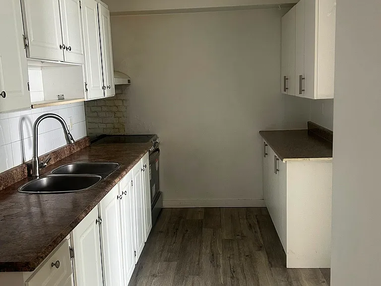 15 Torrance Rd #809 — Photo 9