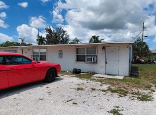 2170-2172 Davis Court, Fort Myers, FL 33916