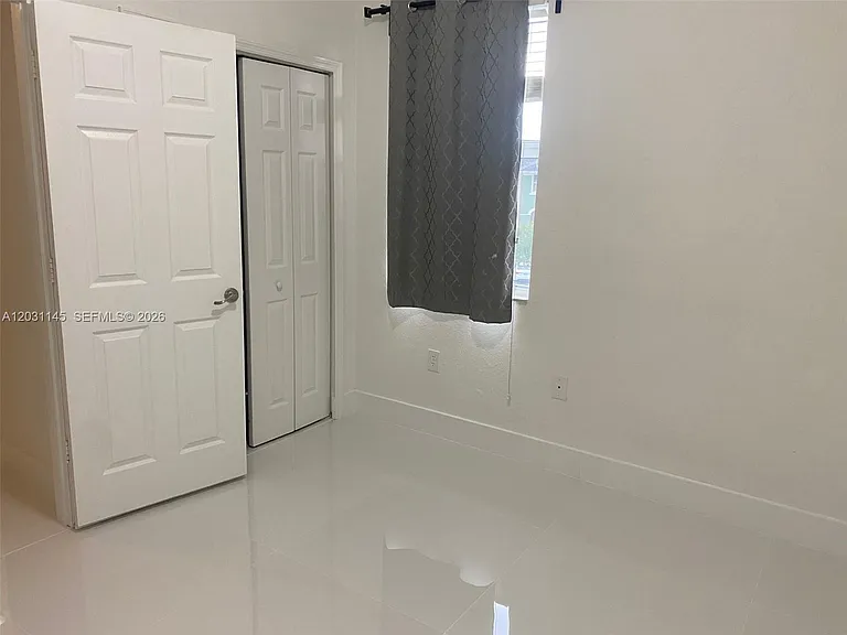 11201 NW 83rd St #202 — Photo 10