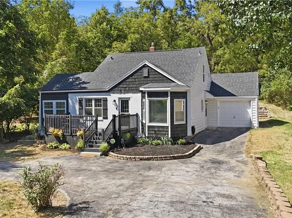 5342 Foster St, Overland Park, KS 66202