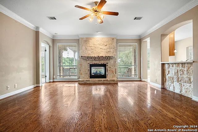 410 Cadence Hl — Photo 6