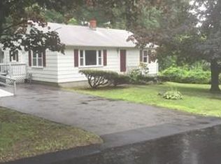 176 Ridgewood Dr, Leominster, MA 01453