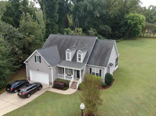 2426 Rolling Tracks Rd, Willow Spring, NC 27592
