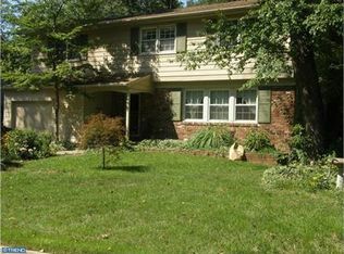 8 Plymouth Dr, Cherry Hill, NJ 08034