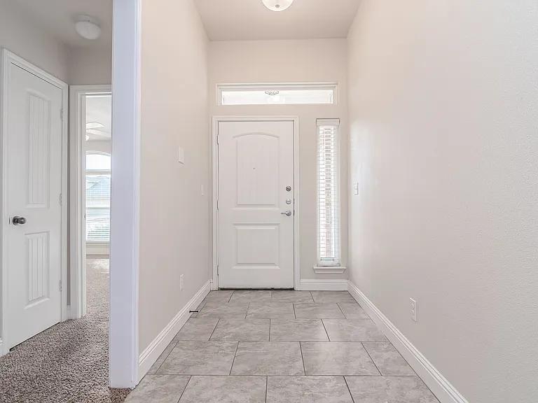 5917 Mile High Ln — Photo 2